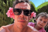 Video: Carlota, hija de Rigo Urán, enterneció con su glamour al ritmo de Karol G
