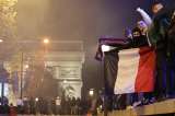 Un muerto y decenas de detenidos tras celebraciones en Francia por el partido