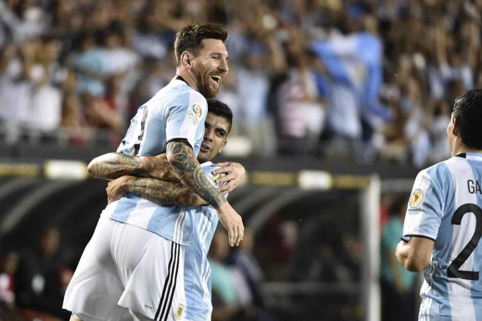 Messi marcó triplete en la victoria de Argentina. Foto: AFP