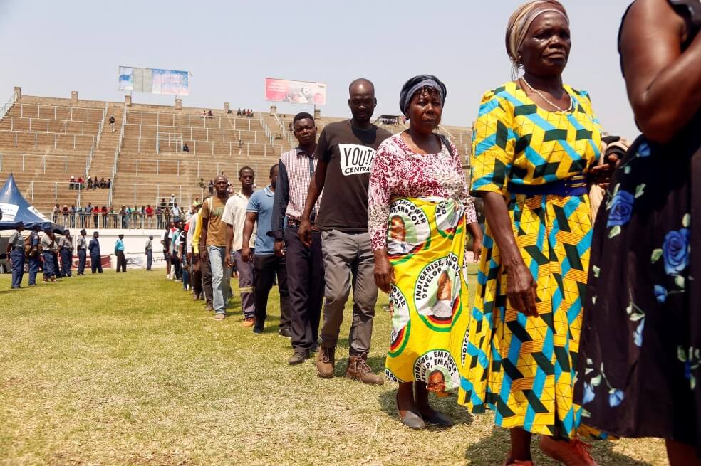 Durante esta semana cientos de personas de personas han despedido al expresidente de Zimbabue, Robert Mugabe. / EFE