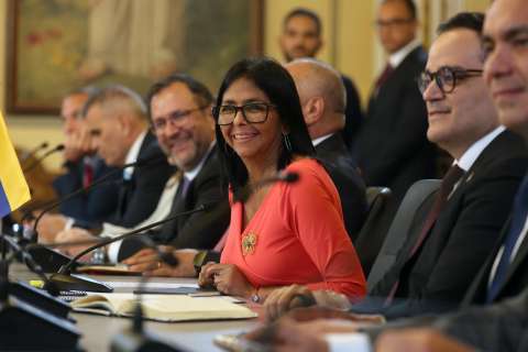 Zapatero, Plus Ultra y Delcy Rodríguez: las claves venezolanas del escándalo español