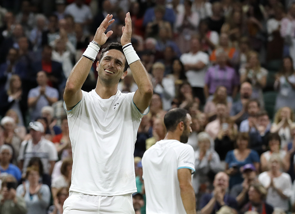 Al tenista colombiano Robert Farah le levantaron la suspensión por dopaje. / AP
