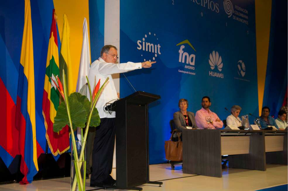 El procurador Alejandro Ordóñez en su intervención en el Congreso Nacional de Municipios, en Cartagena. /Prensa Fedemunicipios
