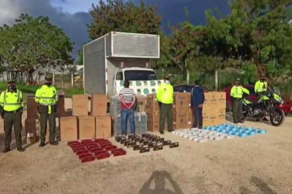 Tres personas fueron capturadas.