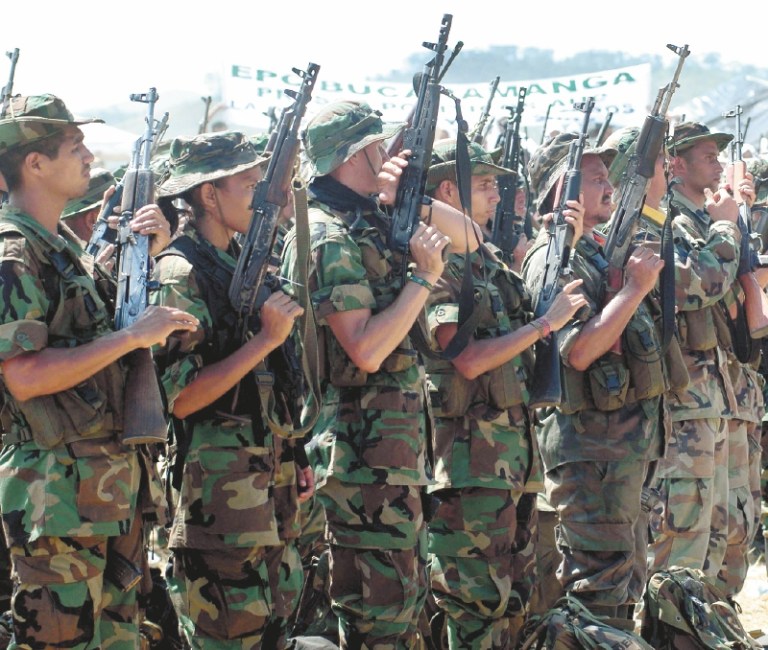La historia de violencia paramilitar que llevó a declarar a río Cauca como víctima