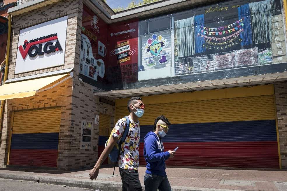 Cada vez hay más población con ingresos bajos y más personas jóvenes haciendo compras frente a los últimos abriles.