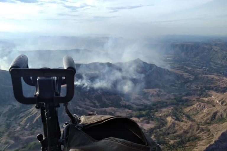 Nuevo incendio vuelve a amenazar a Honda, en Tolima
