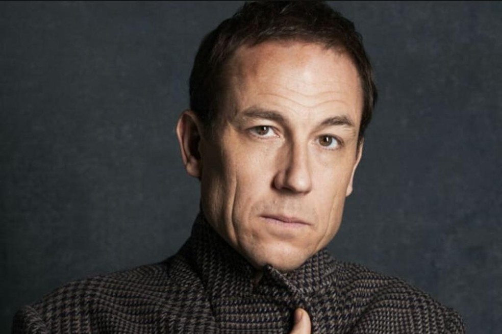 La serie limitada está protagonizada por el ganador del premio Emmy 2021 Tobias Menzies (“The Crown,” “Game of Thrones,” “Outlander”) como Edwin Stanton, el secretario de guerra y amigo de Lincoln.