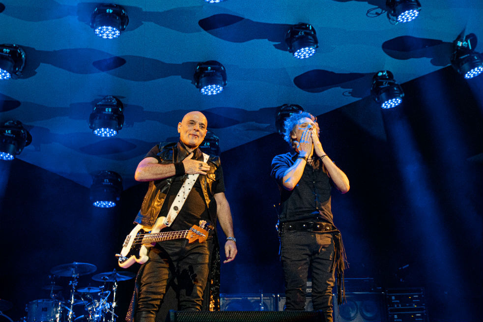 Charly Alberti y Zeta Bosio, integrantes de Soda Stereo, en "Gracias Totales". / Cortesía