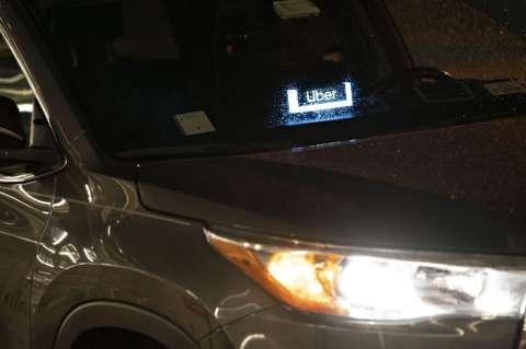 "El regreso de Uber es ilegal": Taxis Libres