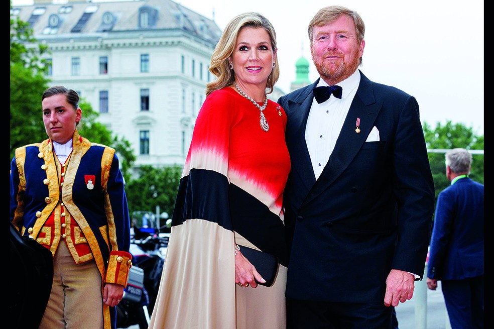 Guillermo Alejandro y Máxima son los reyes en Países Bajos