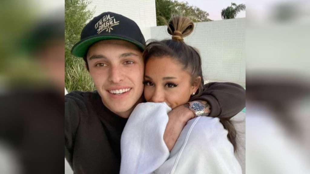 Ariana Grande se habría separado de Dalton Gomez