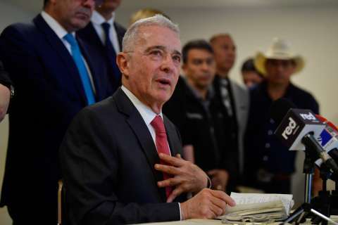 La defensa de Álvaro Uribe pide la nulidad del proceso contra el expresidente
