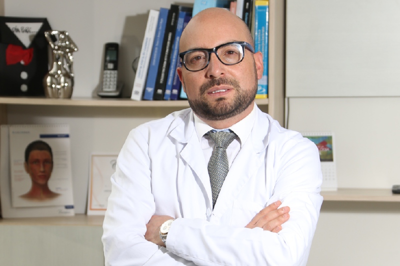 Felipe Buendía se especializó en temas de medicina estética y antienvejecimiento en España. / Archivo particular