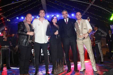 Vicente Fernández: homenaje al rey con una gran fiesta mexicana