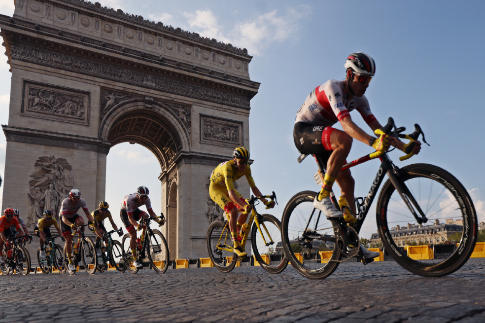 Tadej Pogacar en la etapa 21 del Tour de Francia 2020.