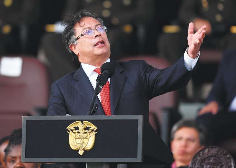 "Gustavo Petro sigue dejando la impresión de que se postuló y fue elegido para gobernar a un país que, en realidad, no conocía".