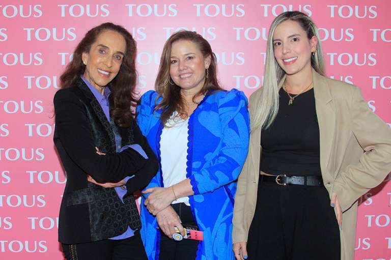 PILAR CASTAÑO -ANGELA OSADA Y CINDY RAMIREZ TOUS