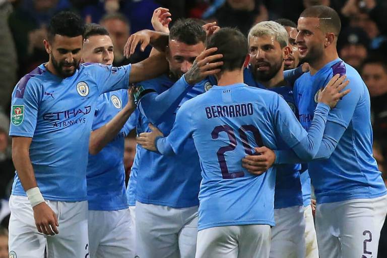Everton, sin Yerry Mina, avanza a cuartos de final en Copa de la Liga inglesa