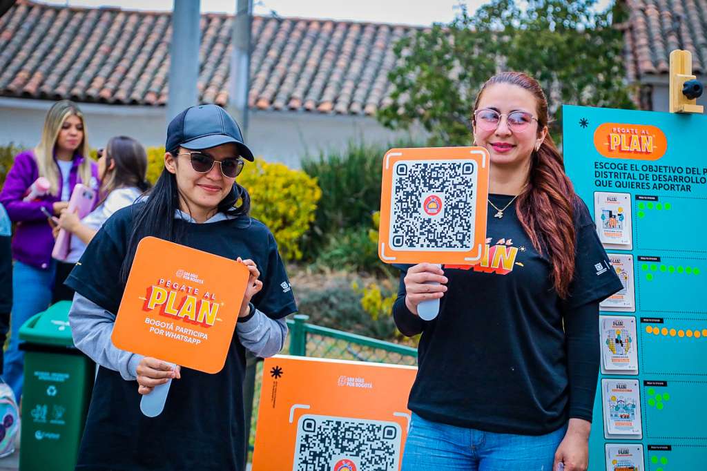 De las 147.422 participaciones registradas en Chatico, 90 por ciento corresponde a selecciones en una lista 
cerrada y 10 por ciento a propuestas de solución redactadas por las y los ciudadanos.