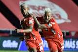 América acaricia la estrella 15, Santa Fe espera la remontada