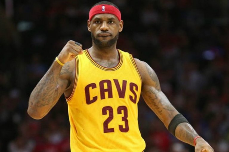 James lideró el segundo triunfo de Cavaliers sobre Warriors en la tercera final de la NBA