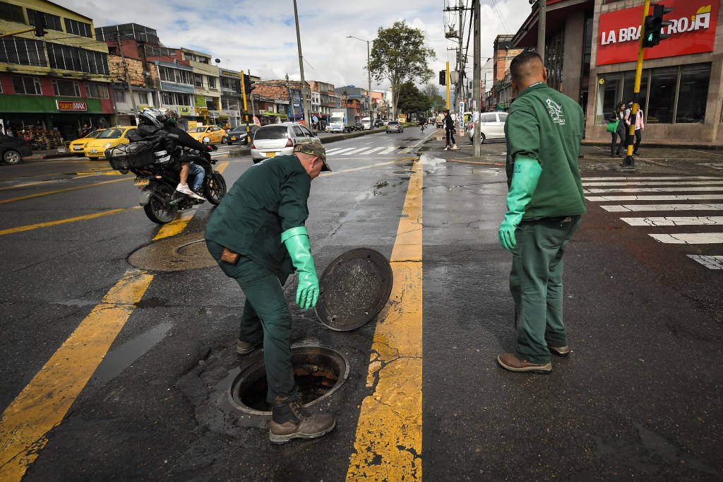 El corte iniciará a las 5:00 p. m. y también dejará sin agua a Funza, Mosquera y Madrid. Habrá carrotanques para emergencias.