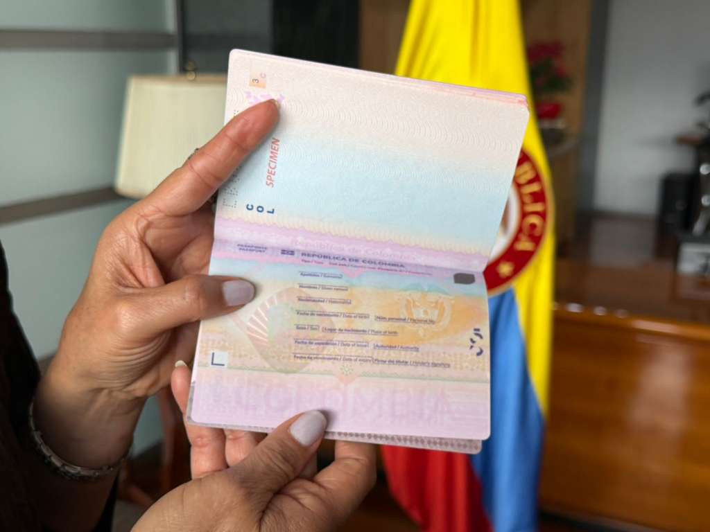 Este es el nuevo pasaporte.