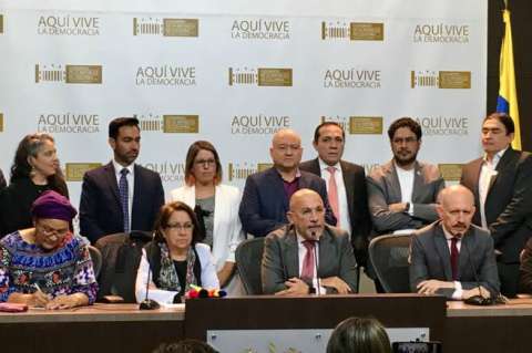 Independientes y oposición marcharán este viernes por los líderes sociales