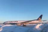 Durante 16 horas, pasajeros enfrentaron el frío en un avión averiado en Canadá