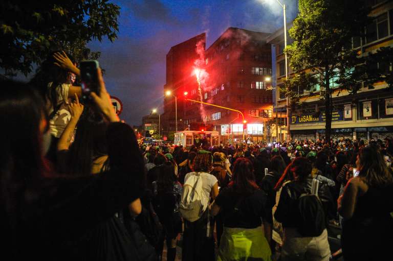 Aborto legal; feminismo; marcha; feminista