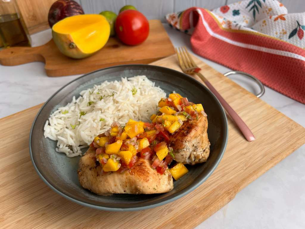 Pechuga con ceviche de mango