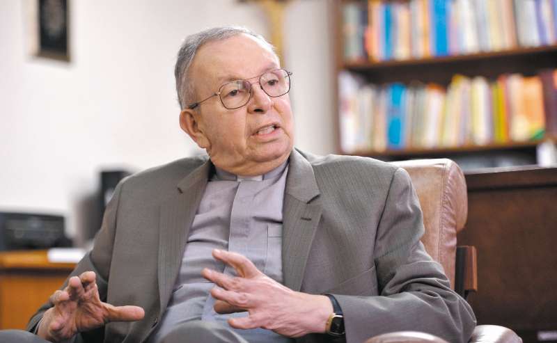 Monseñor Héctor Fabio Henao se ha desempeñado como garante del proceso junto a la Misión de Naciones Unidas en Colombia. / Mauricio Alvarado