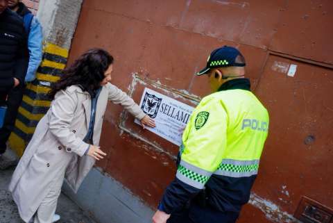 Cierran dos curtiembres en San Benito, sur de Bogotá, por incumplir normas ambientales