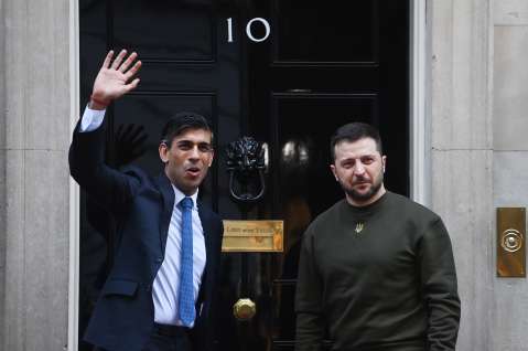 Zelenski hablará en el Parlamento inglés y se reunirá con Sunak y Carlos III