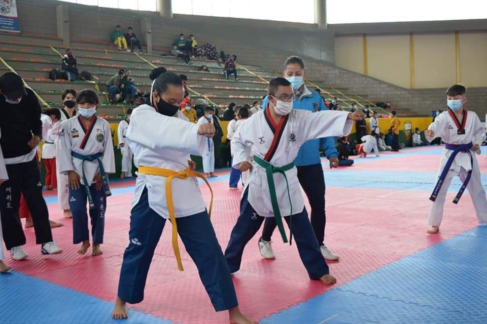 En junio del 2021 Tatiana llegó al Instituto Municipal de Recreación de Deportes de Chía para entrenar taekwondo.