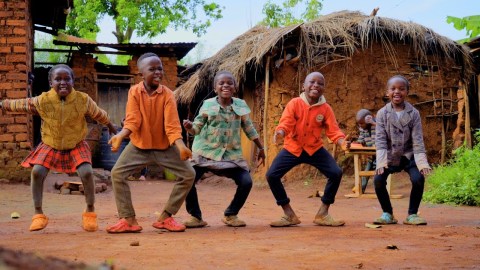 Grupo de niños africanos virales en redes estarán en Cartagena ¿por qué?