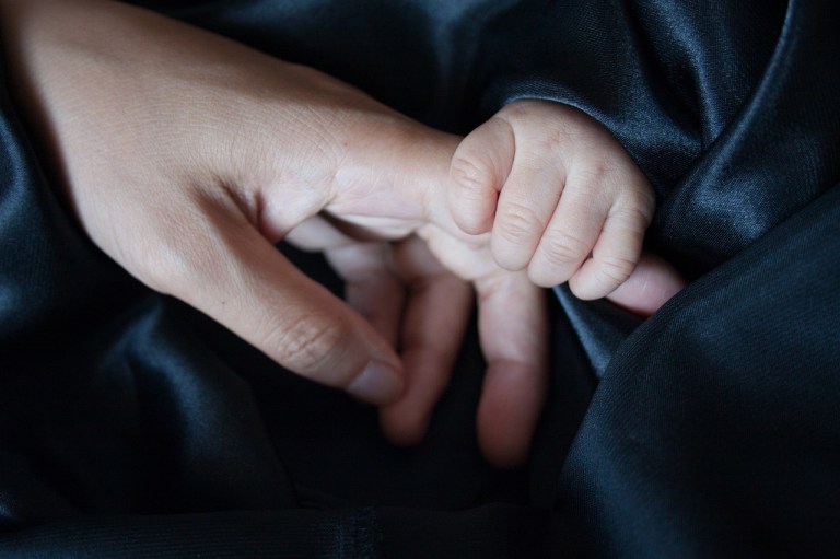 Las neuronas que ayudan a explicar el apego entre las madres y sus bebés