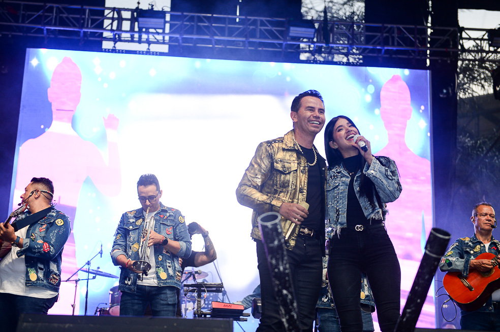 Jhonny Rivera Jenny López