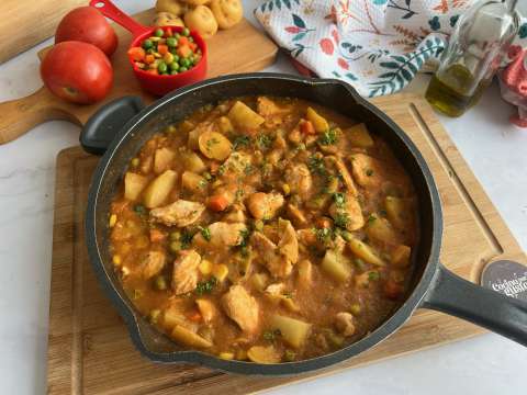 En 40 minutos prepara este “goulash” de pollo