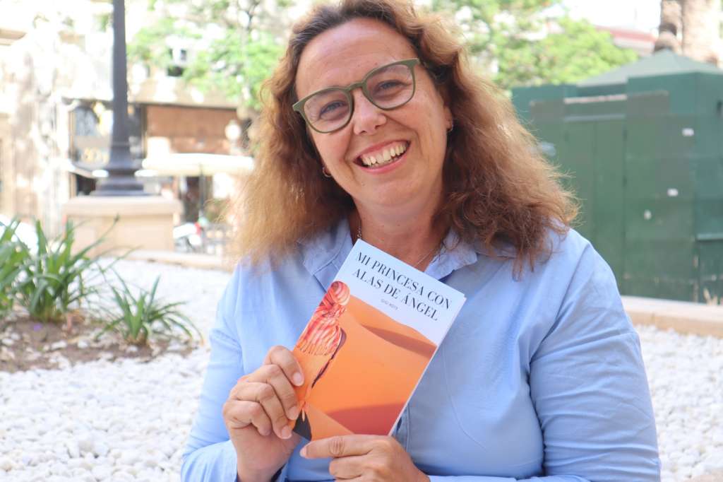 Gigi Rote es una escritora española.