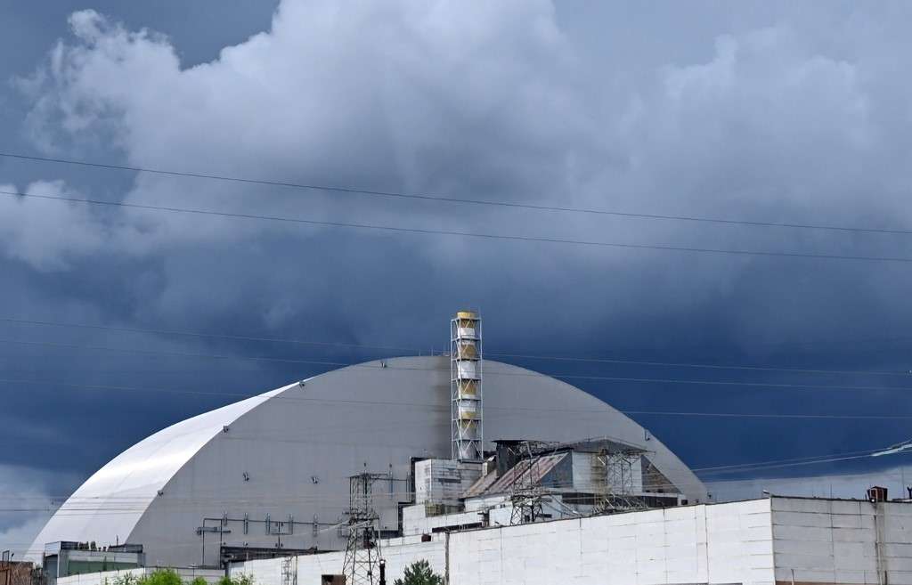La planta de Chernóbil, situada en una zona de exclusión, tiene reactores fuera de servicio e instalaciones de residuos radioactivos.