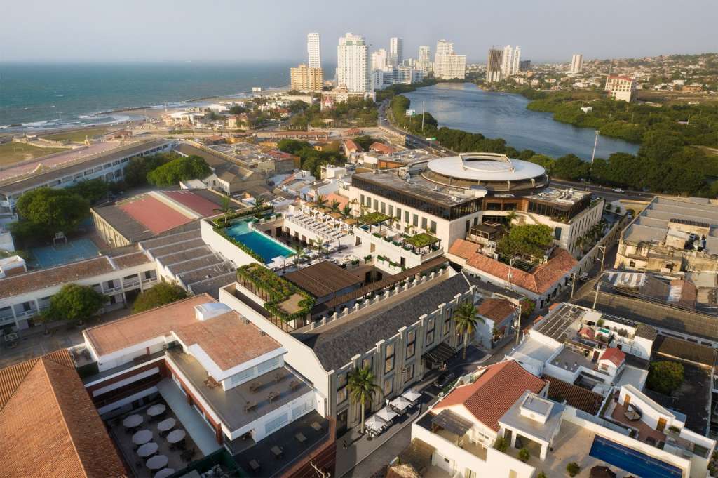 Imagen simulada de proyecto hotelero en el centro de la ciudad.