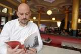 Miguel Barrero y la posibilidad de que Dante Alighieri esté enterrado en Buenos Aires