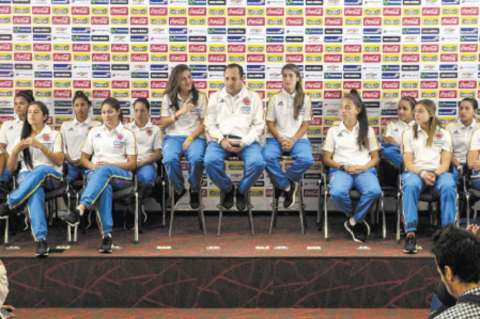 ¡Bienvenidas, muchachas!