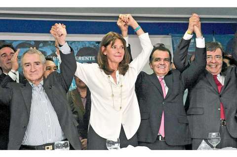 La cruzada uribista por los votos claves