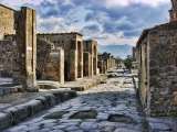 Detenido un turista en Pompeya por rayar una pared del yacimiento arqueológico