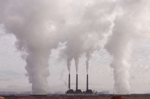 La contaminación del aire estaría causando crisis asmáticas en niños y adolescentes
