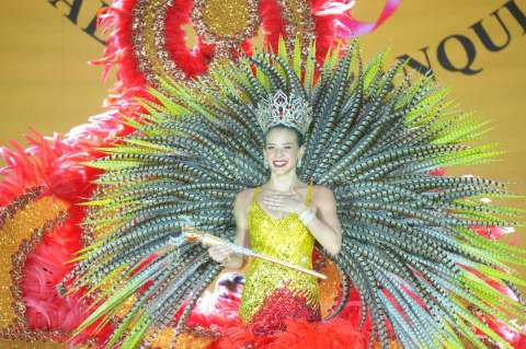 Silvestre y Maluma en la noche de coronación de la Reina del Carnaval de Barranquilla