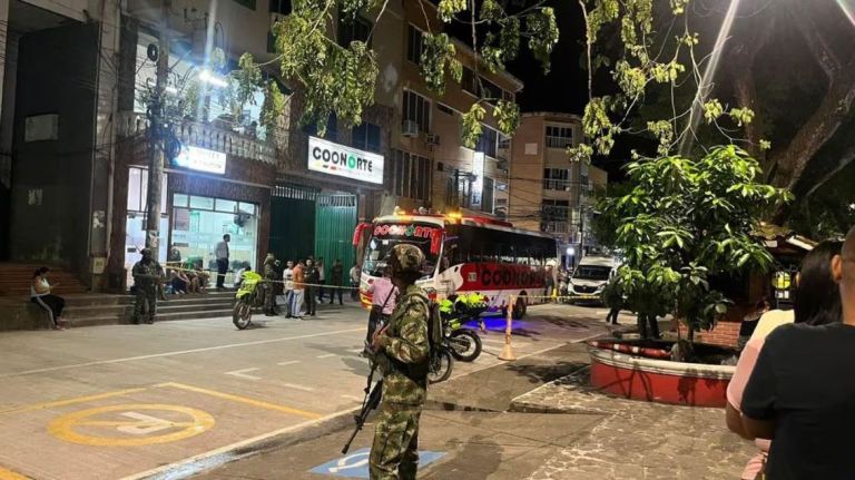 Masacre en Puerto Berrío: cuatro personas fueron asesinadas dentro de un bus